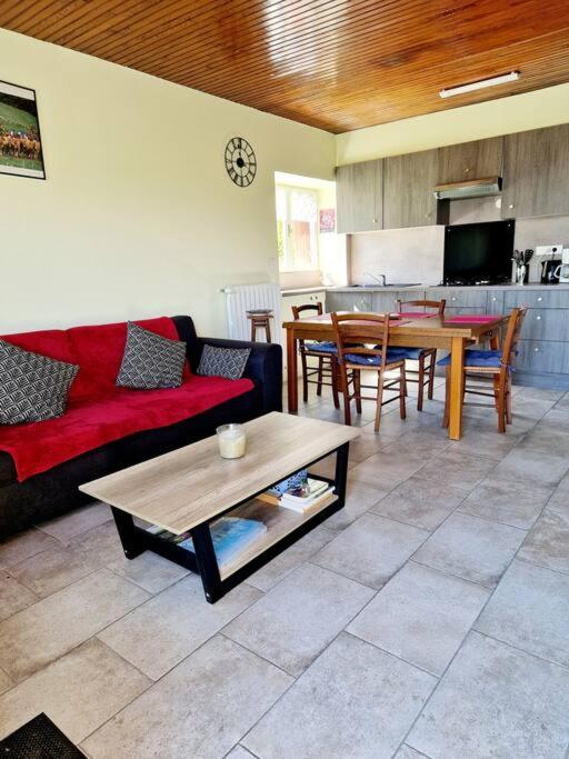 Casa vacanze La Colline D'estaing, Maison 4 Pers Avec Terrasse