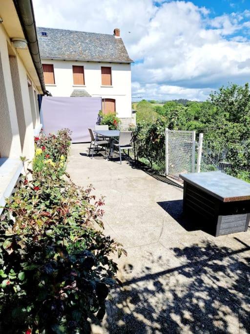 Ferienhaus La Colline D'estaing, Maison 4 Pers Avec Terrasse Estaing (Aveyron)